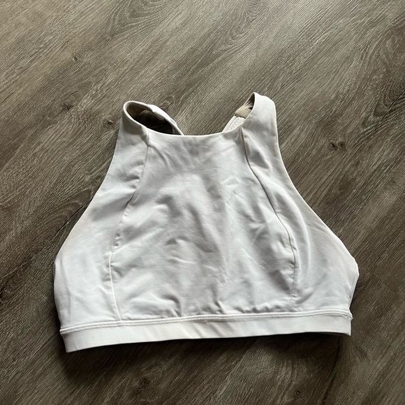 Lululemon Free to be Serene High Neck Sports Bra - Picture 1 of 3